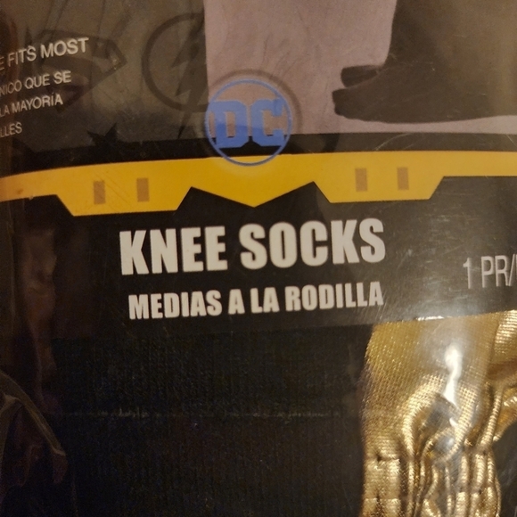 NWT Batman Batgirl Knee Socks One Size Fits Most Black Yellow Symbol Super Hero - Picture 6 of 7